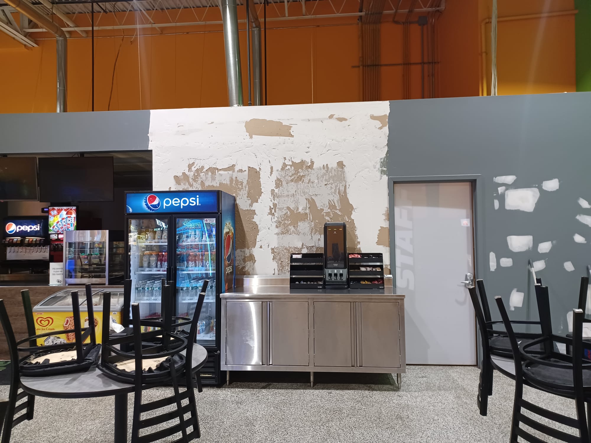 Pic 3 - sky-zone-commercial